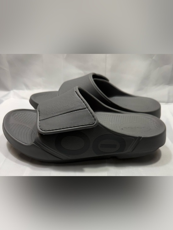 OOFOS Shoes - OOFOS Gray Slide Unisex Women’s size 9 - Men’s size 7